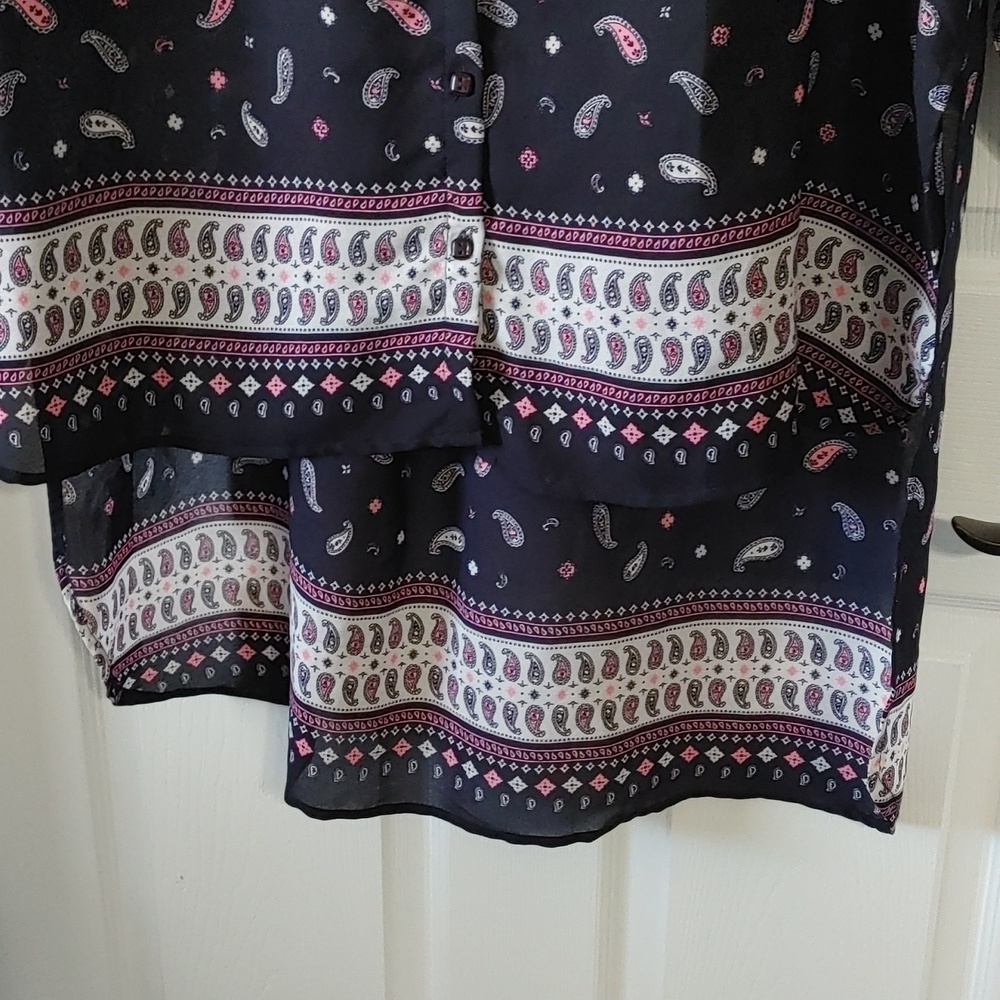 Hi-Low Sheer Blouse Women's 3XL Navy with Paisley Accents Pull Over Dressy Plus - Picture 5 of 8